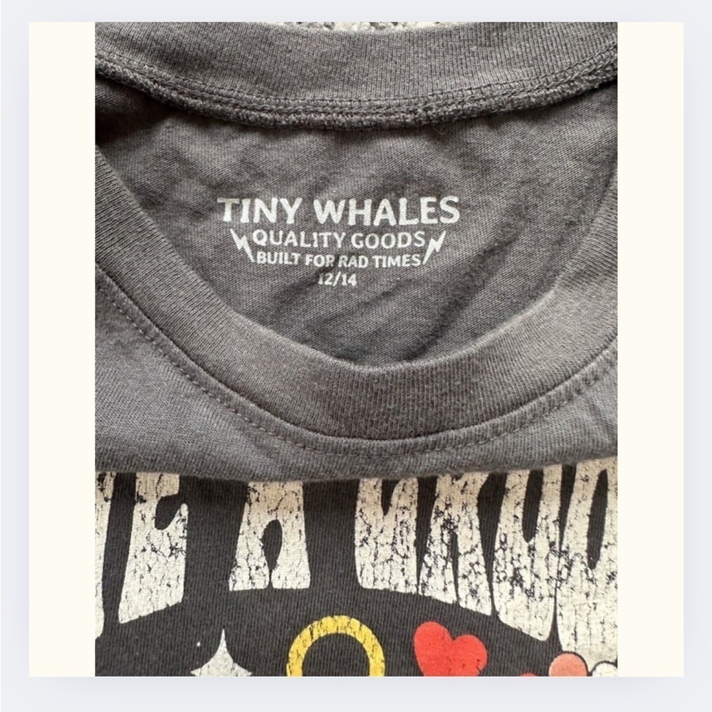Tiny Whales “Have a Groovy Christmas” Long Sleeve Tee | Girls 12/14 - Picture 4 of 5